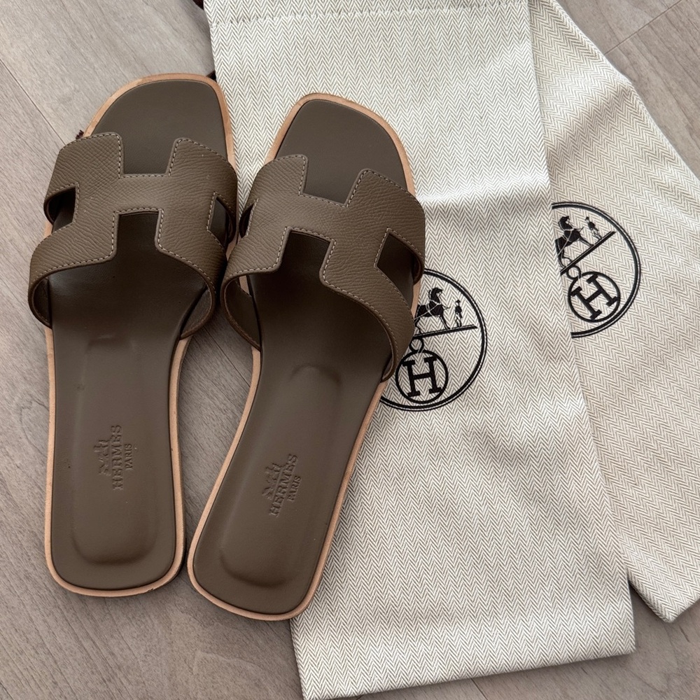 Hermes Oran sandals